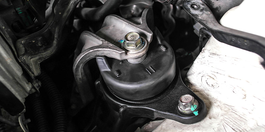 Close up of BMW engine mount